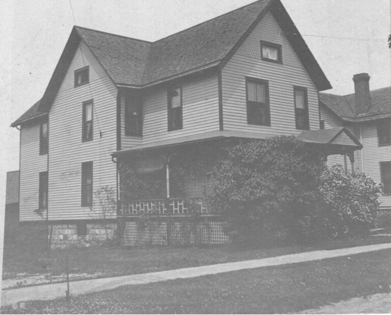 1017 Catherine St from 1911