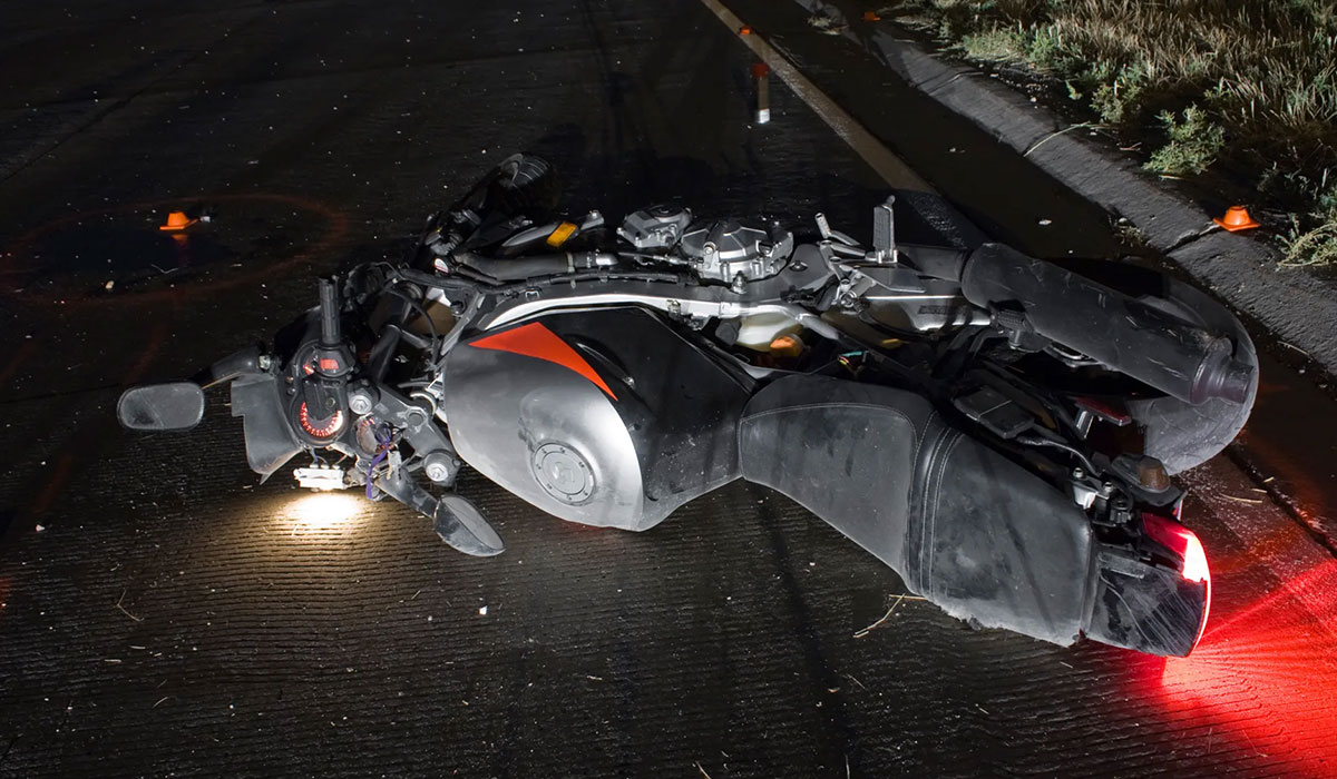 Motorcycle Crash Accident Road Night