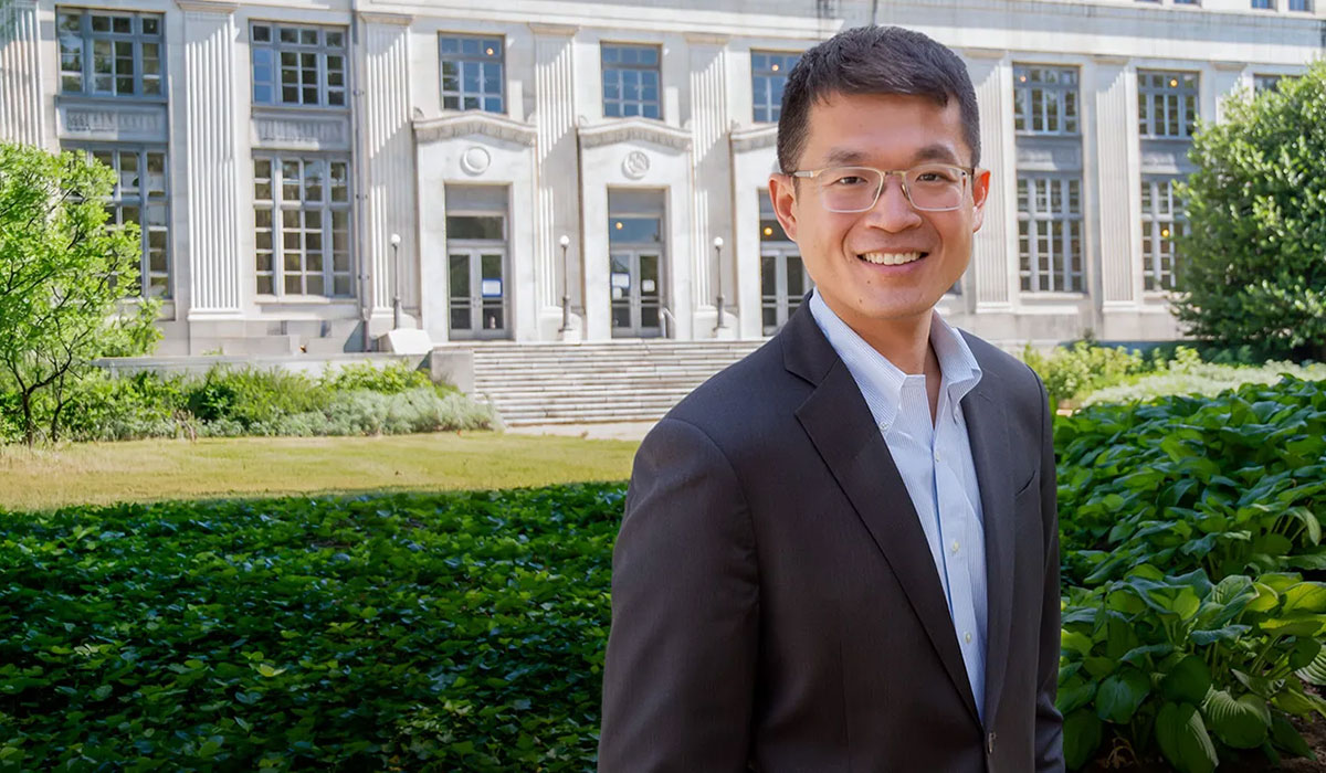 Jeffery Zhang Exterior Portrait Hero