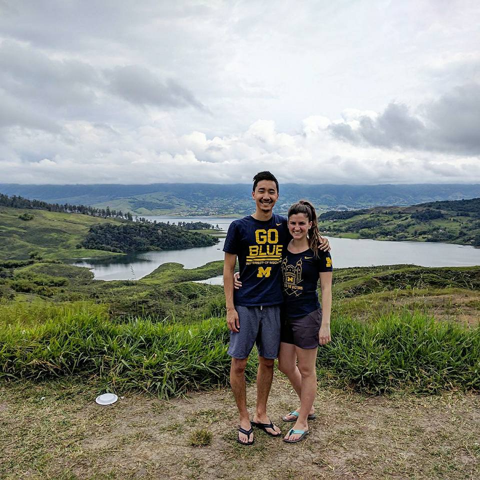 Engaged Chicago couple Josh Kim, ’11, and Alex Carr, ’11, spent time at Lago Calima in Cali, Colombia, in 2018.