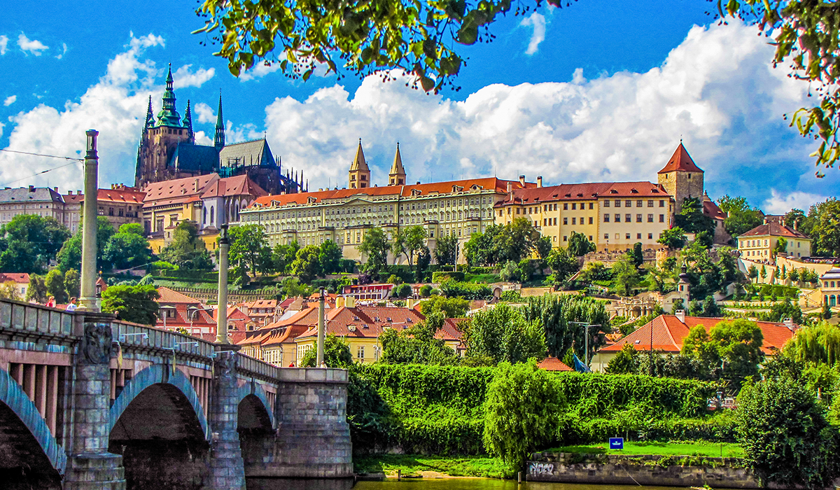 Grand Danube 1200x700