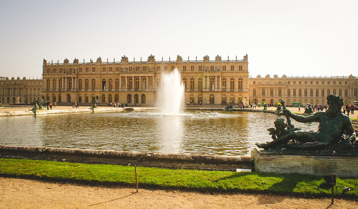 Grand Seine 1200x700
