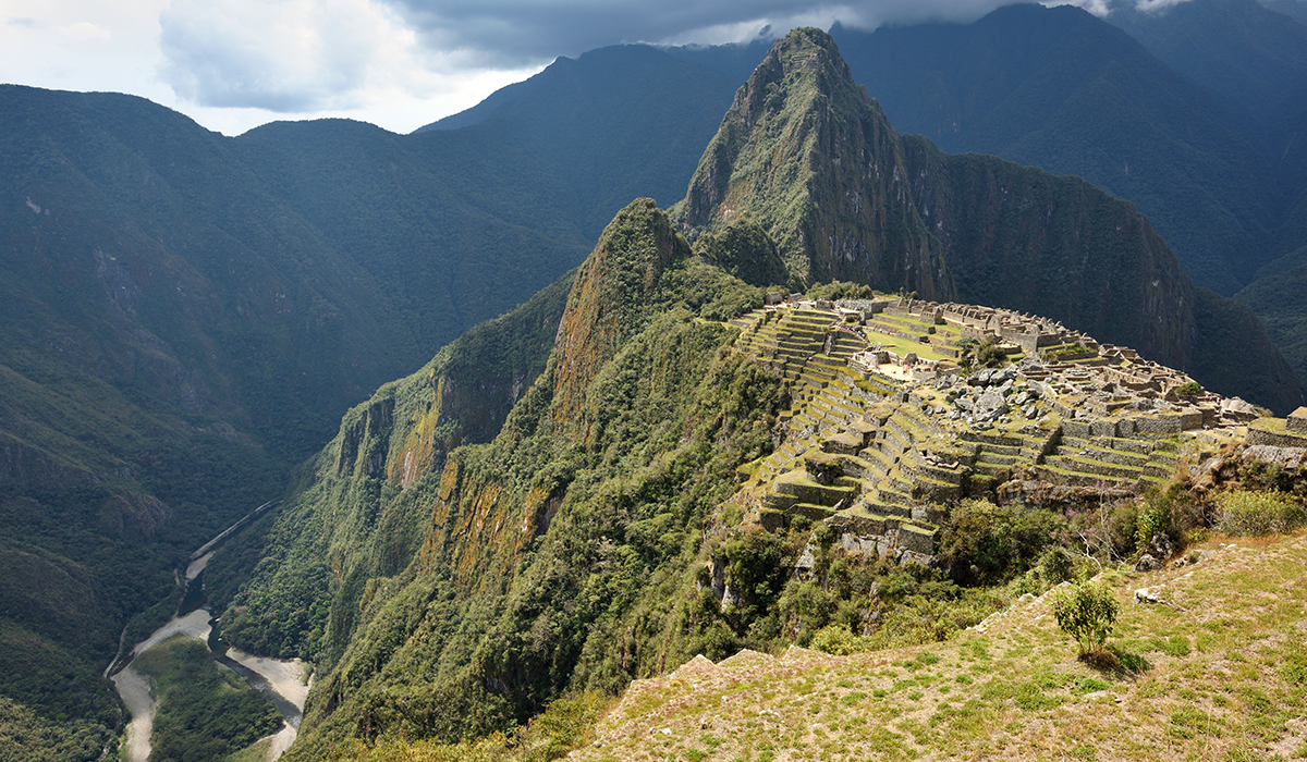 Machu Picchu 1200x700