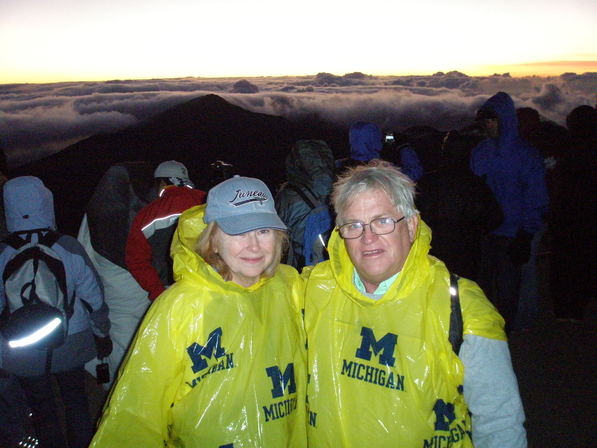 Richard Price, ’69, and Linda Perkins experienced sunrise on Mount Haleakala on Maui, Hawaii.
