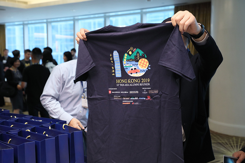 Alumni did not go home empty-handed. T-shirts were handed out as souvenirs from yet another successful Pan-Asia reunion.