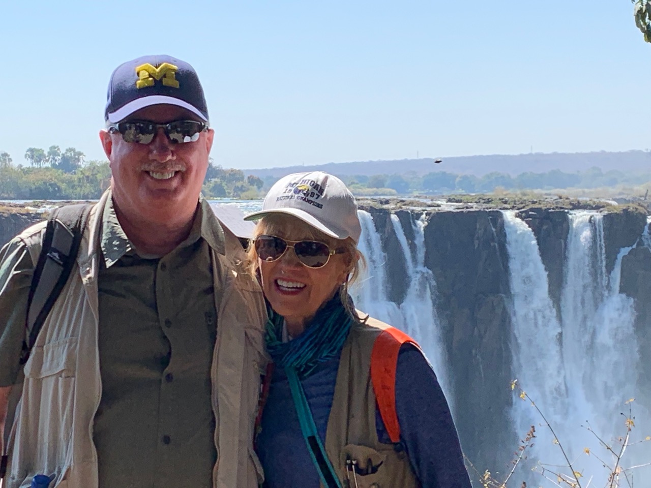 Mark Oakeson, ’80, met fellow alumna Judy Erwin Wilkerson, ’66, during a visit to Victoria Falls in Zimbabwe. Mark’s wife, Lu, took the photo.