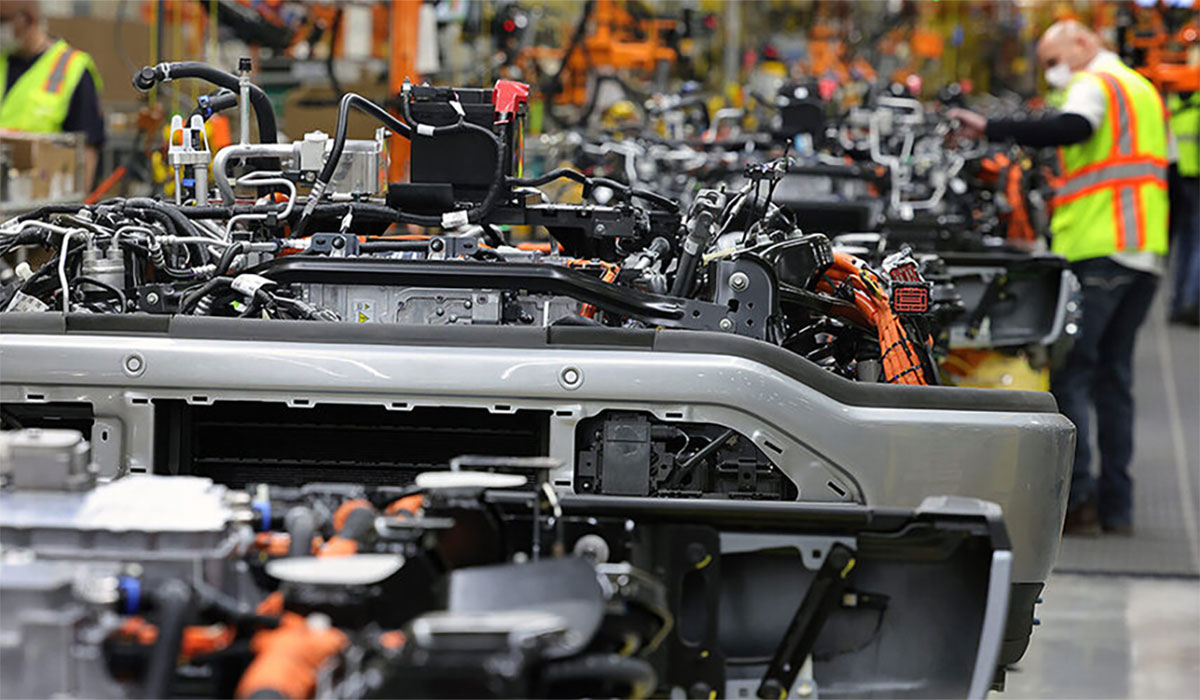 Auto Plants Grew Their Workforces After Transitioning To Electric Vehicle Production Production Line 1 1