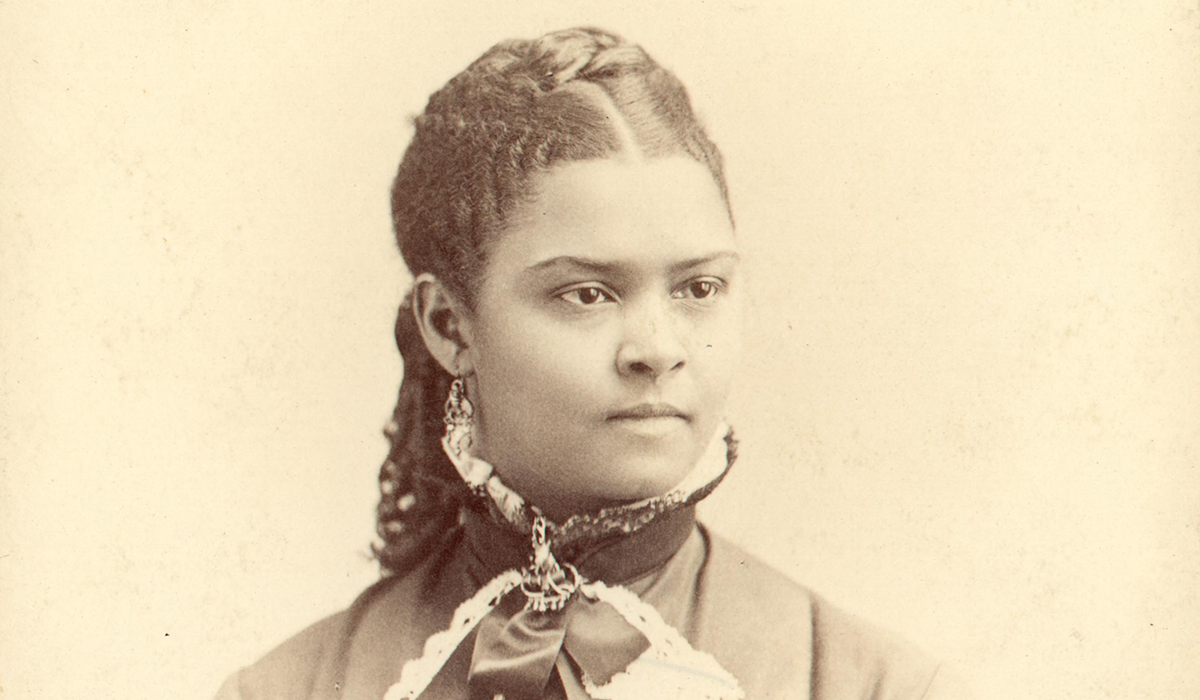 Photographic portrait of Mary Henrietta Graham