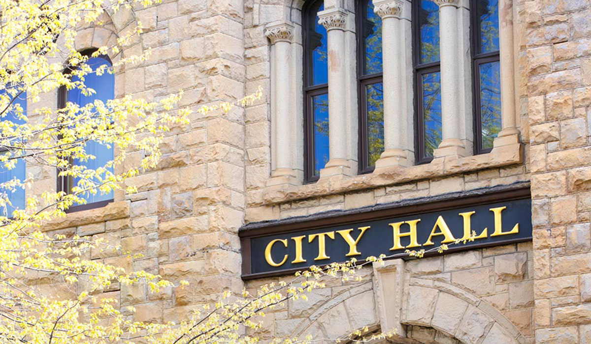 City Hall IStock Featured 1090x681