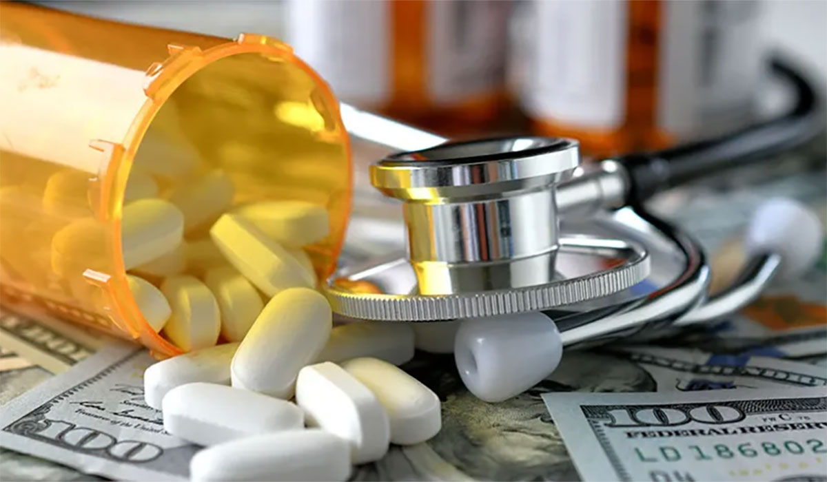 Pill Stethoscope Money Bottle Currency