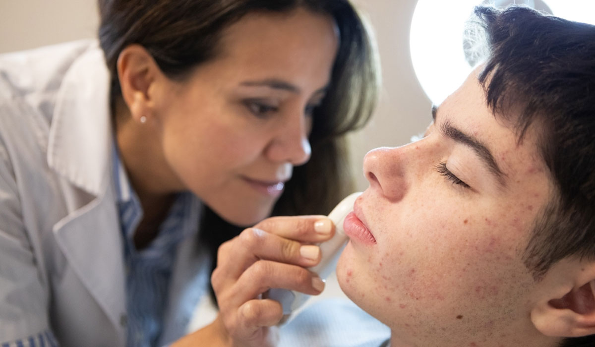 Teen Acne Doctor Cosmetic Boy