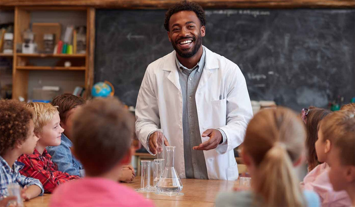 Young Minds New Teachers Impact On Equitable Science Learning
